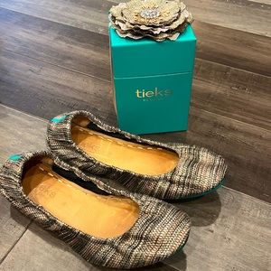 TIEKS!!!!!!!